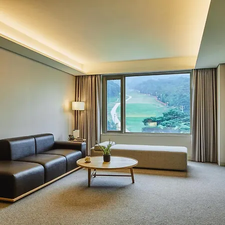 Phoenix Hotel Pyeongchang Exterior photo